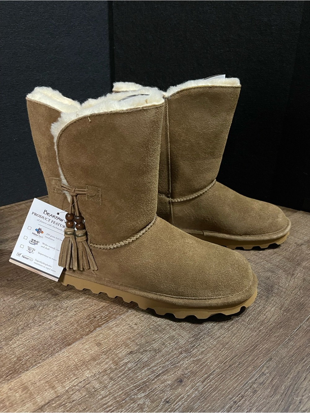 BearPaw Mariana Women's Tan Suede Shearling Tassel Winter Boots NWT- Size 8